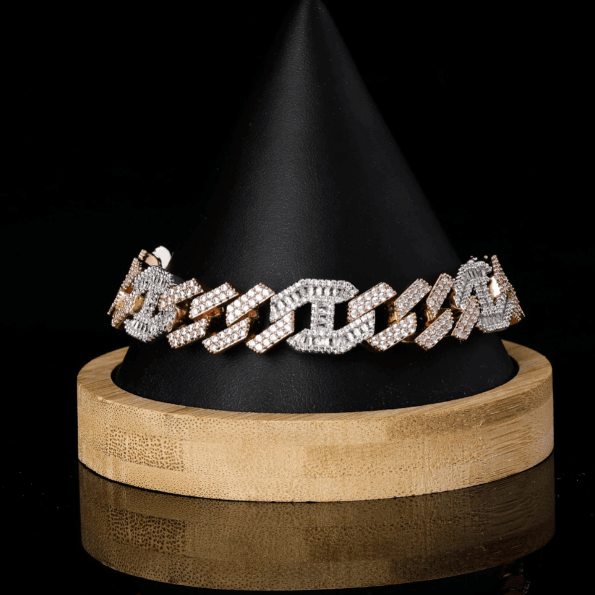 14mm Prong Baguette Coffee Bean Curb Bracelet 18K - ICECI