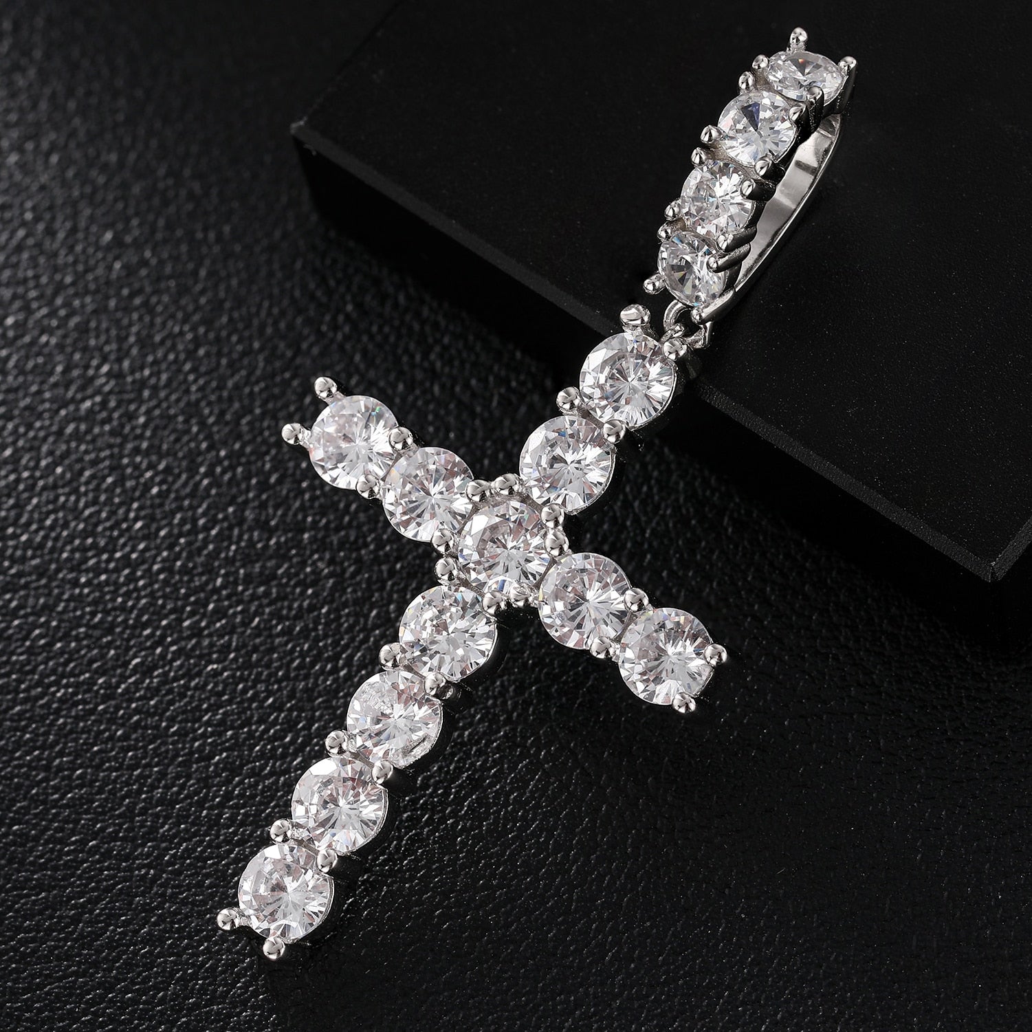 Diamond Cross Pendant 18K x Moissanite - ICECI