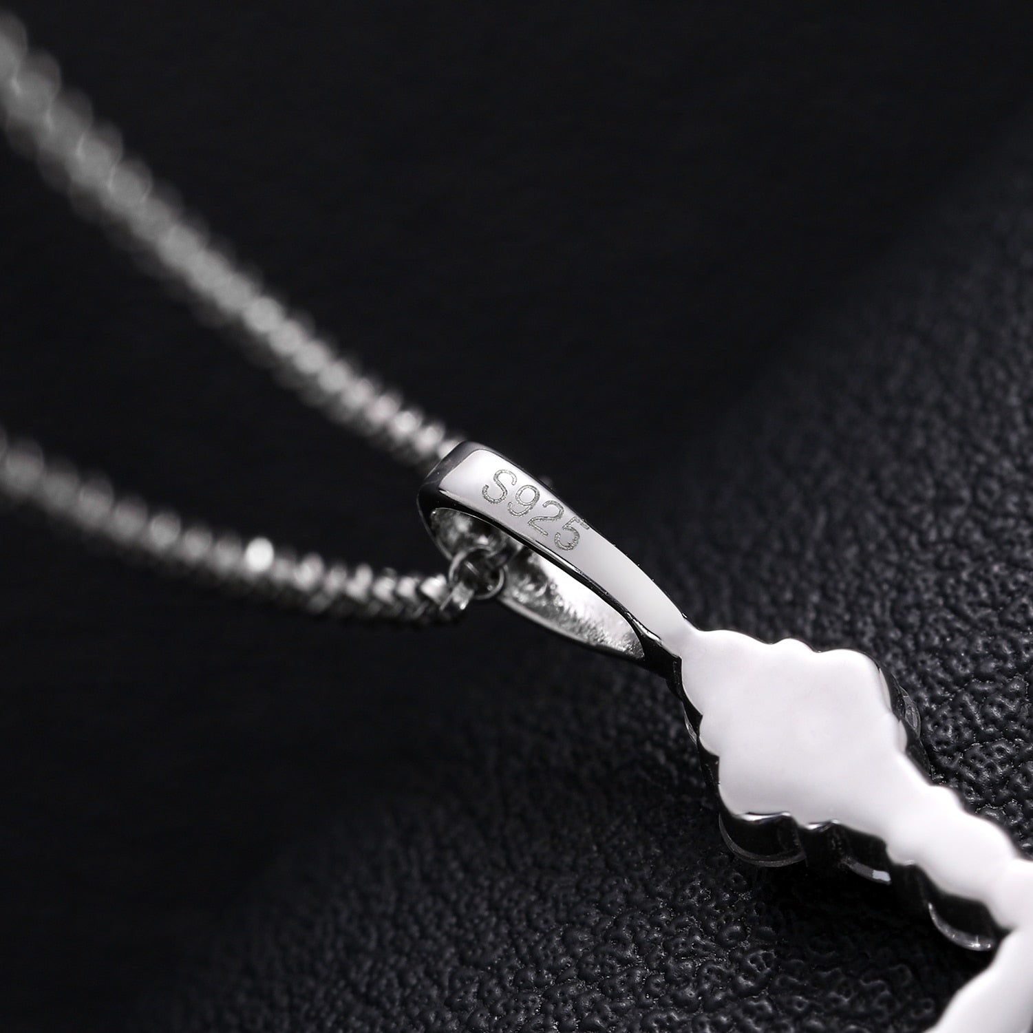 Sharp Patonce Cross Pendant 18K x Moissanite - ICECI