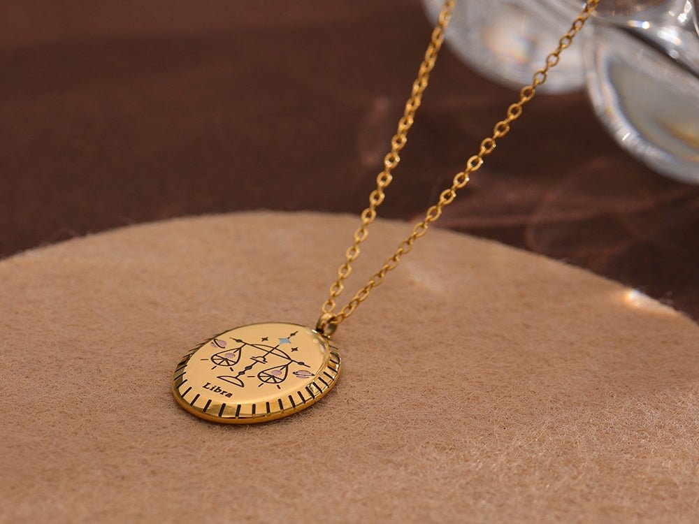 Zodiac Oval Pendant 18K - ICECI